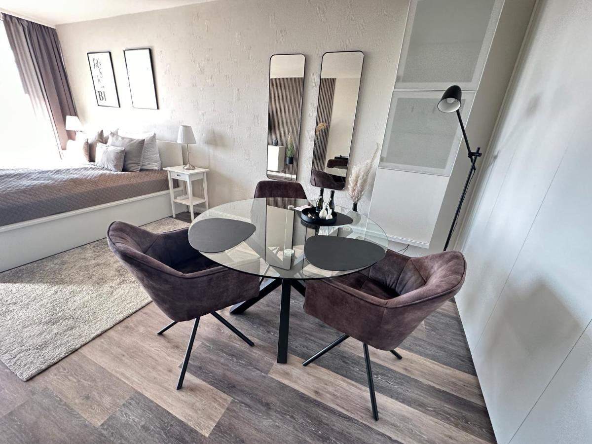 Timmendomizil - Schoene Ferienwohnung In Bester Lage - Sonnenseite Тимендорфер Странд Екстериор снимка